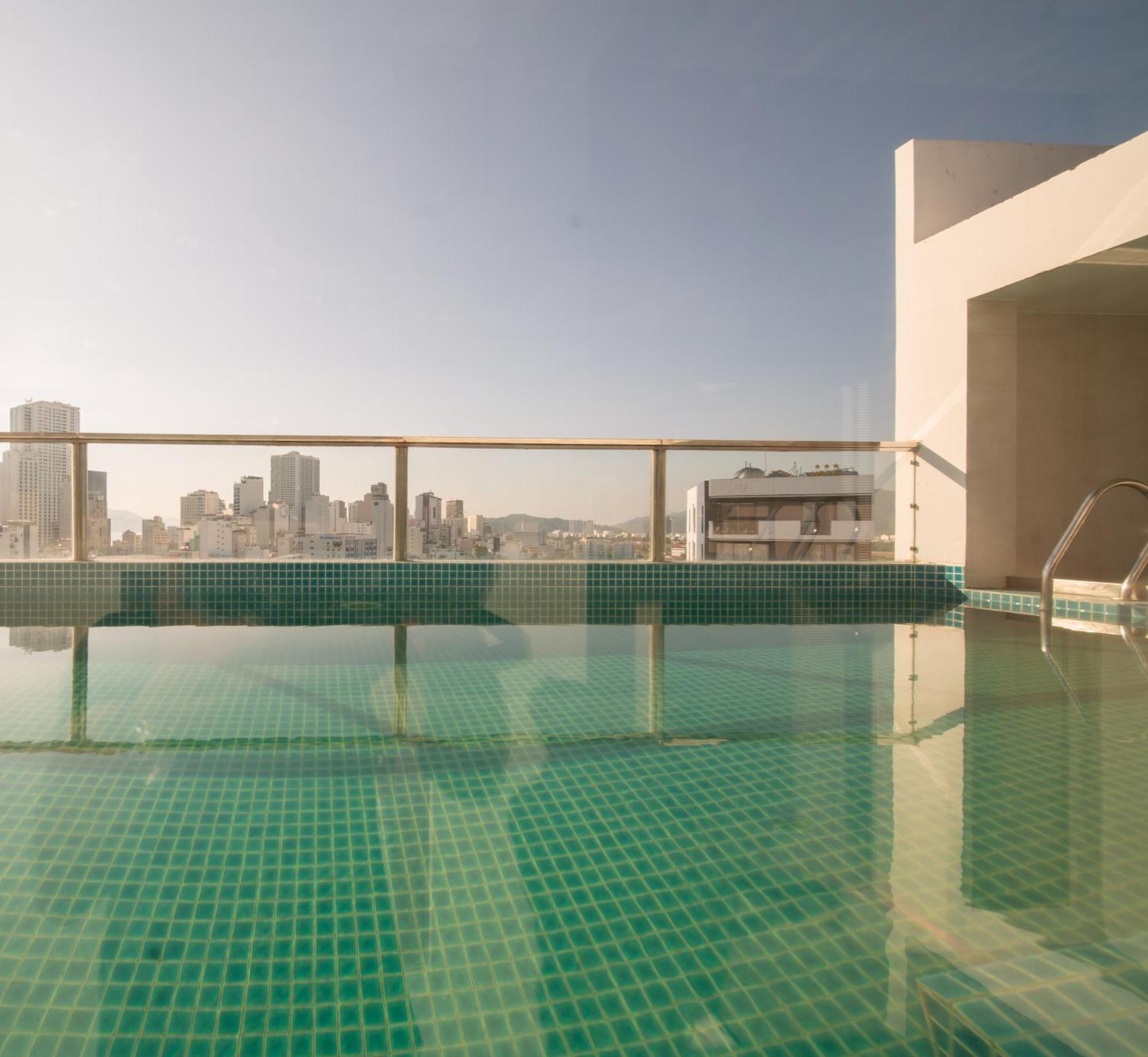Seven Seas Hotel נה טראנג מראה חיצוני תמונה