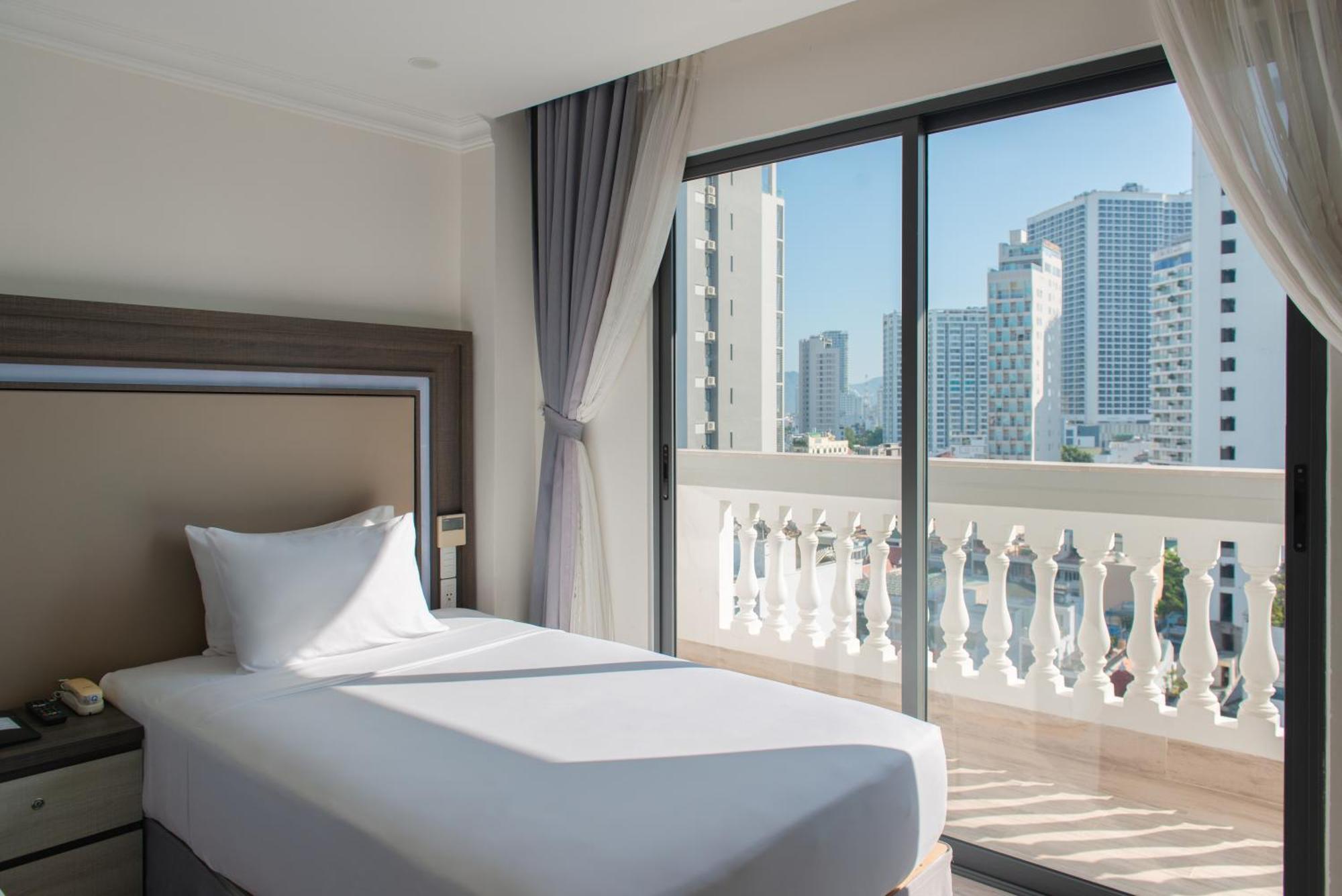 Seven Seas Hotel נה טראנג מראה חיצוני תמונה